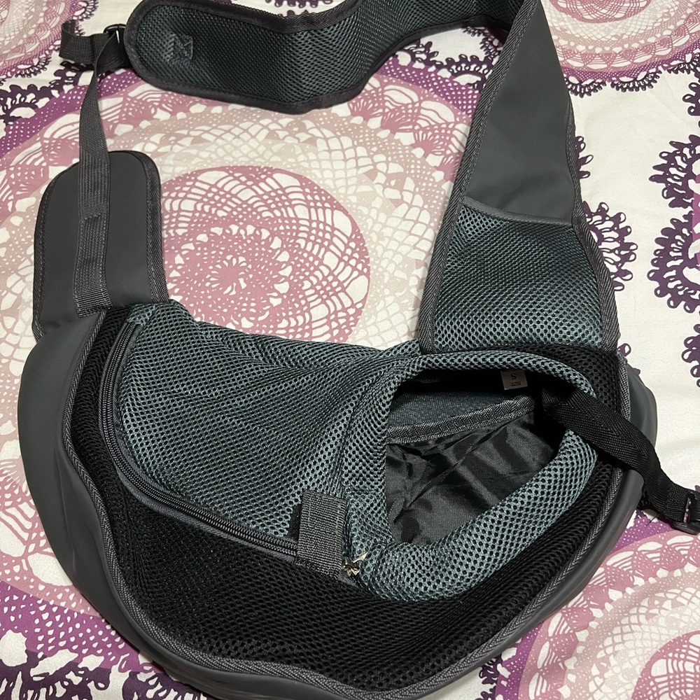 Source Unknown Gray Toy/Mini Pet Sling Carrier
